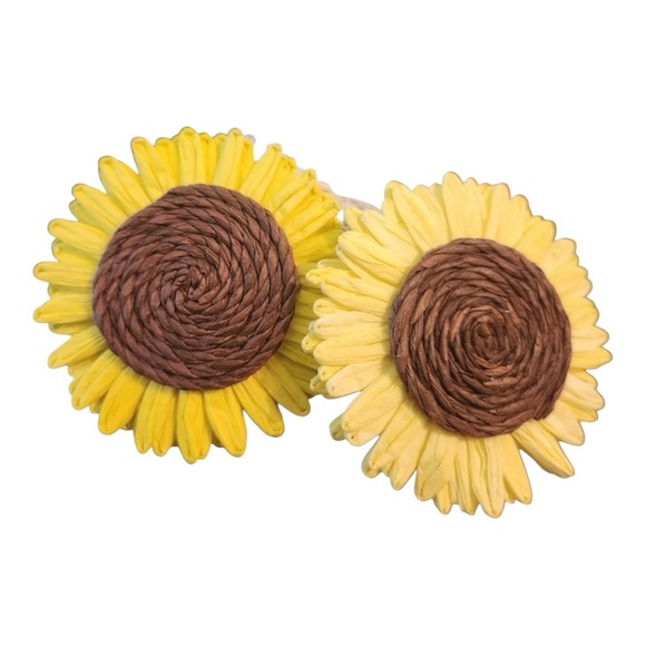 Hobby Lobby Sunflower Napkin Rings - Set of 4 - Picture 4 of 9